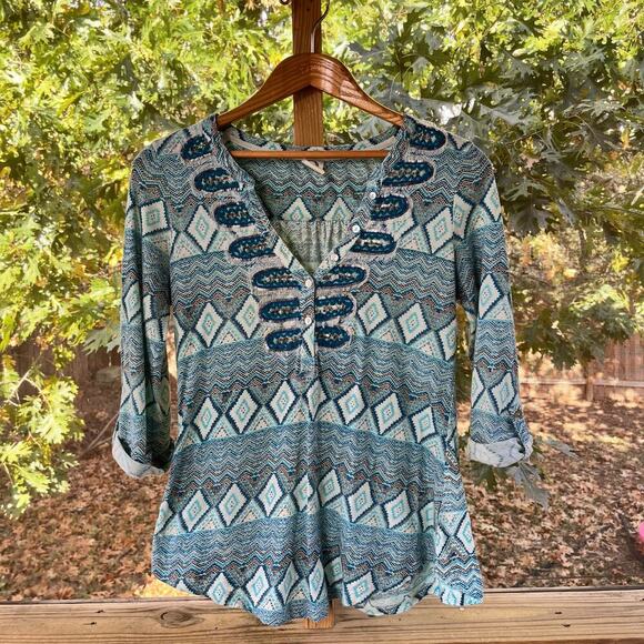 Akemi + Kin Women's Blue Embellished Roll Sleeve Top Size XS - Picture 1 of 8